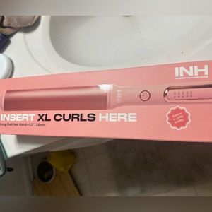 INSERT XL CURLS HERE OVAL WAND